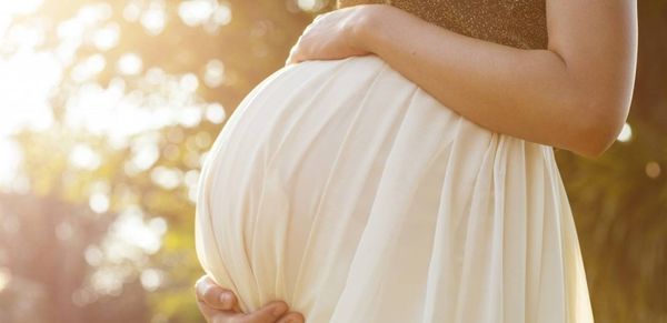 كيف يؤثر فيتامين D خلال الحمل على نمو طفلك؟