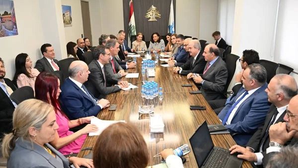 بعد اجتماعات صندوق النقد... البساط يربط استعادة الودائع بإقرار قانون الفجوة المالية
