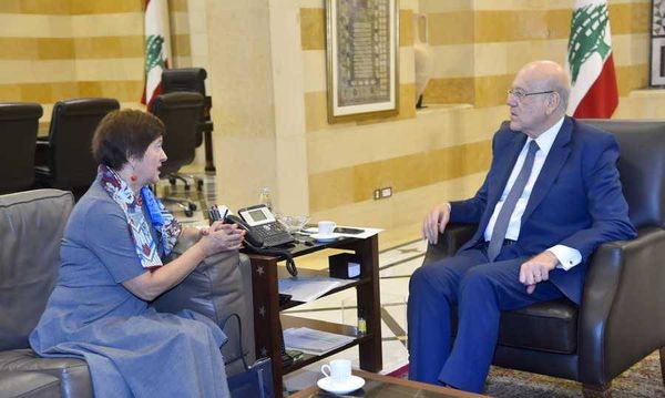 فرونتسكا زارت السراي وبكركي: لاتمام الاستحقاقات الدستورية في موعدها