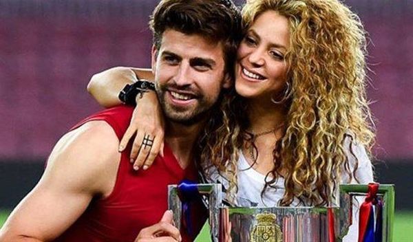 فضيحة جنسية لشاكيرا تهدد زواجها من بيكيه