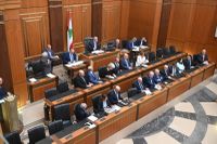 بارّاك يحذّر من حرب اهلية باتصال مع شخصية لبنانية
جلسة نيابية تعمّد بقاء الحكومة...لا انسحاب لوزراء قبل ربيع الانتخابات؟
عدوان إسرائيلي على البقاعيحصد 12 شهيداً ويستهدف المدنيين