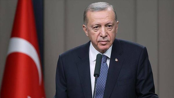 أردوغان أعلن حالة الطوارئ بالمناطق المنكوبة وأعداد القتلى والمصابين في ارتفاع مستمر