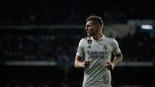 اليونايتد يستهدف مايسترو ريال مدريد
