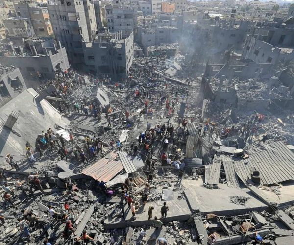 شهيد وإصابات في غزة... وقصف إسرائيلي يطال خان يونس ومناطق عدة في القطاع
