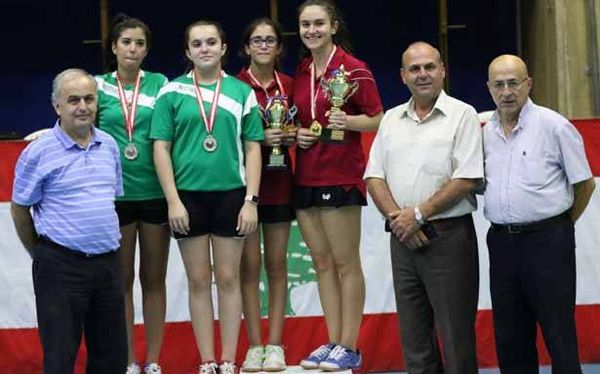ليتيسيا وتاليا عازار بطلتا لبنان
لزوجي السيدات في كرة الطاولة