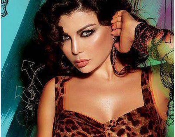 صور النجمات بلا عدسات ملونة.. الرقم 4 ستصدمك