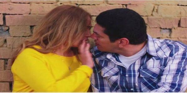 بالفيديو: مشهد ساخن بين ليلى علوي وباسم سمرة في فيلم "الماء والخضرة والوجه الحسن"!