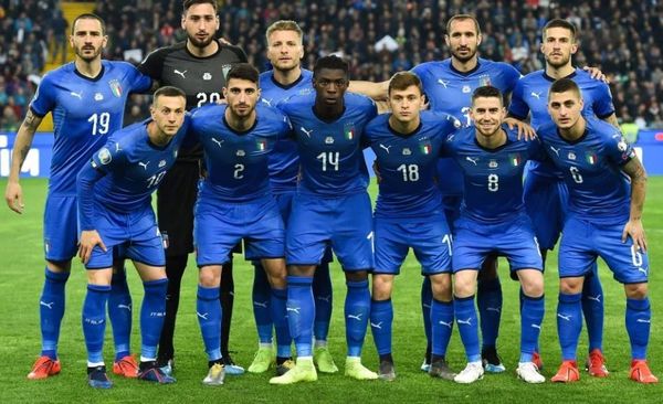 تصفيات الملحق الأوروبي لمونديال 2022
إيطاليا تخشى صدمة جديدة والبرتغال تخطط لإقصاء تركيا