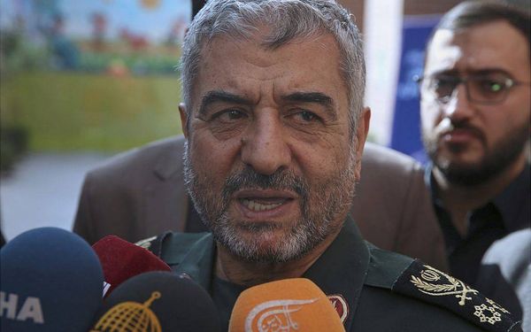 Head of Revolutionary Guards says Iranian president will never meet Trump