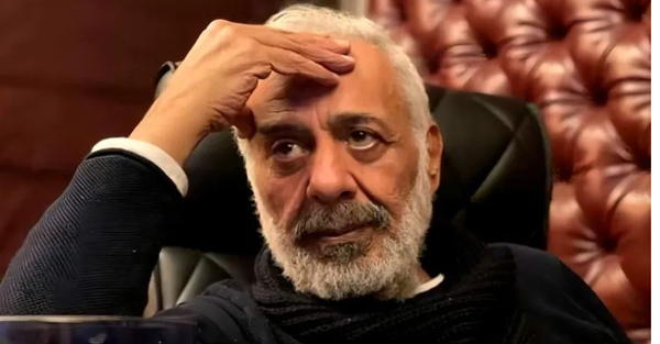 بعد اسابيع من وفاة شقيقه .. وضع ايمن زيدان الصحي يقلق الجمهور : حالته صعبة جدا