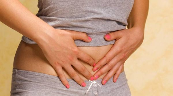 لإزالة النفخة سريعاً.. تناول هذه الـsnacks!
