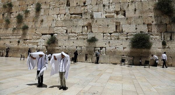 اعتقال طفلة فلسطينية بزعم محاولتها تنفيذ عملية طعن في القدس