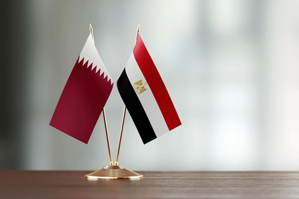 قطر ومصر تبحثان الاتفاق الأميركي الإيراني وتؤكدان دعم الحوار