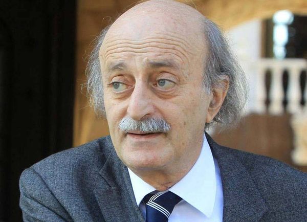 جنبلاط دخل بتغطية إرهاب «النصرة» وحزب الله لن يسمح «بتجاوز الحدود»
هل يقبل دروز قلب لوزة مسعى جنبلاط لنقلهم الى تركيا والأردن؟
سلام لن يستسلم لمشيئة عون } بري : وزرائي باقون حتى النهاية