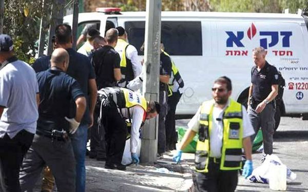 فلسطيني قتل إسرائيلييْن وجرح 6 واستشهد
