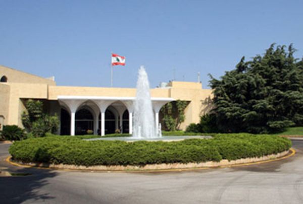 الفراغ سيتوج على كرسي الرئاسة الاولى