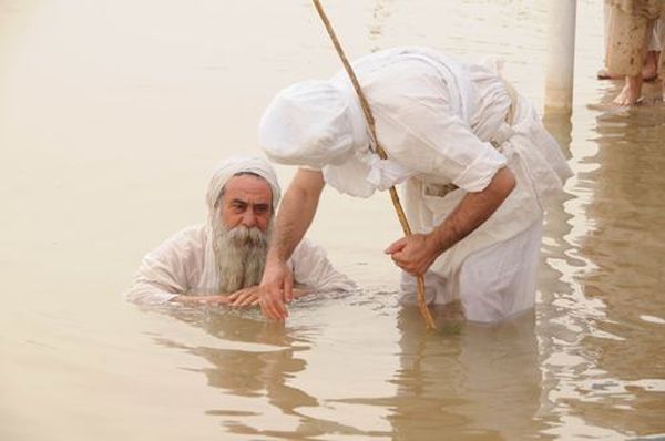 أتباع النبي يحيى (ع) 
"الصابئة"
