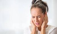 دراسة طبية تربط طنين الأذن المزمن بزيادة خطر الاكتئاب والقلق
