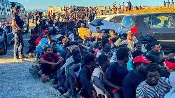 مظاهرة لمئات المهاجرين في سبتة رفضًا للعودة إلى المغرب