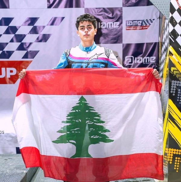 أول تتويج دولي للسائق أوليفر علّام
في 