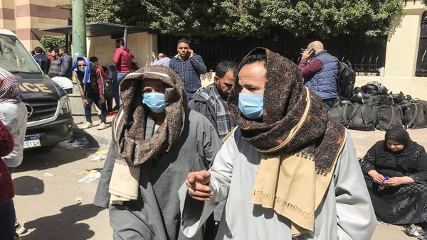 "30 طفرة" لكورونا في مصر.. كيف تؤثر على الوضع الوبائي؟