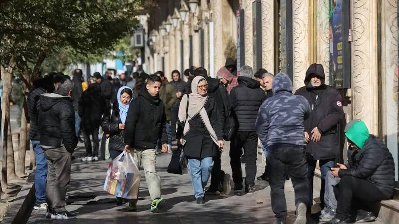 توقيف 30 شخصا في طهران بتهمة 