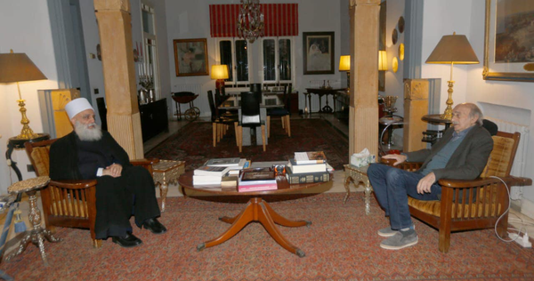 أبي المنى زار جنبلاط في كليمنصو
واستقبل وفداً من مشايخ "العرفان"