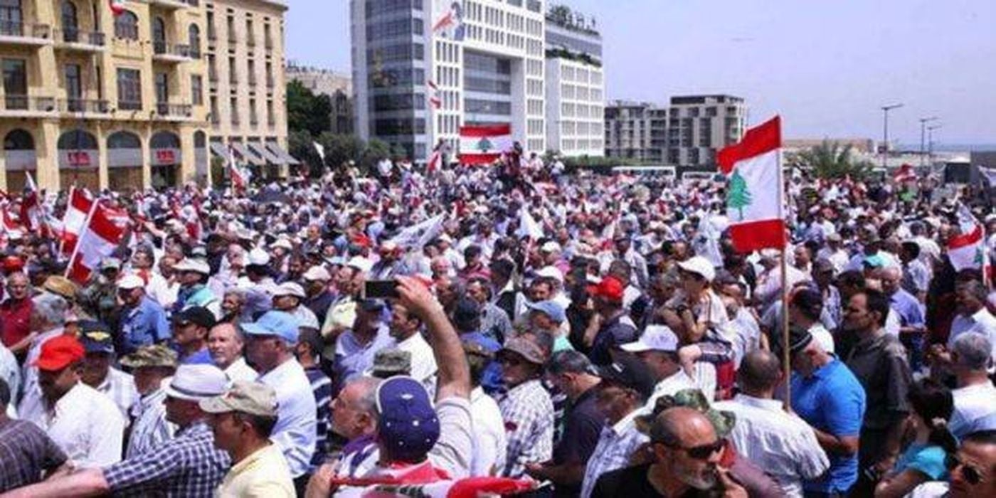 المتقاعدون العسكريون في بيان رقم 1: عصيان مدني!