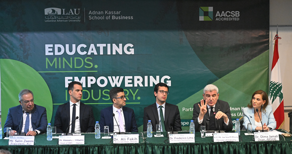 عيسى الخوري من LAU: الصناعة ميدان لتوفير الوظائف لخريجي الجامعات والطاقات البشرية