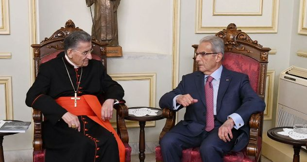 الراعي يلتقي وديع الخازن والمطران مطر وزوارا