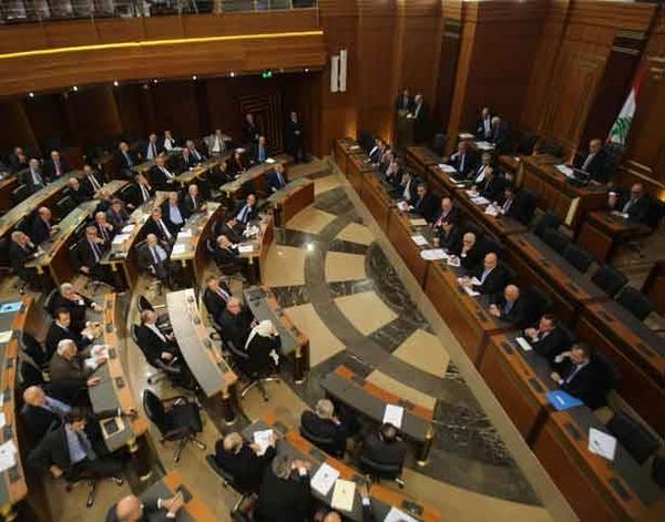 ديناميّة سياسيّة توافقيّة