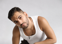 موري حاتم يتوّج عودته الى لبنان بحفل sold out