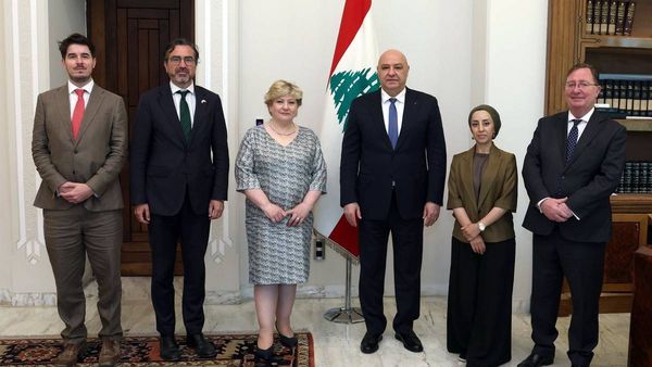 عون أمام وفد بريطاني: دعم لبنان واستقرار الجنوب أولوية