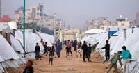 "أونروا": الجرذان تعض الأطفال في خيام غزة