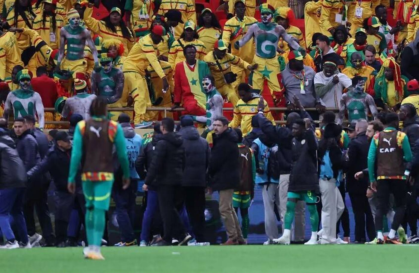 ما العقوبات التي نجا منها منتخب السنغال بعد التراجع عن الانسحاب من النهائي؟