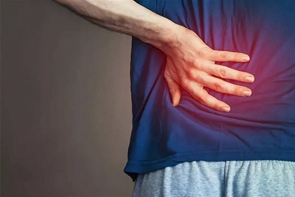 حصى الكلى والتهاب المسالك البولية.. 7 علامات تكشف الفرق