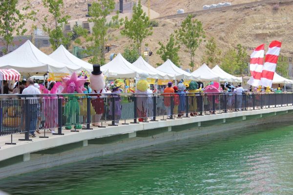 مهرجان The Lakeside Festival الأول من نوعه يقام حول بحيرة!