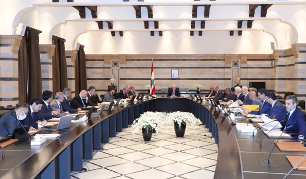 ميقاتي مزهواً بتحقيق ما وعد به بخطة التعافي والانتخابات النيابيّة والعلاقة مع الخليج
يهيىء نفسه لرئاسة حكومة تسبق استحقاق انتخاب رئيس للجمهوريّة