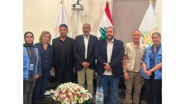 وفد أممي يزور شقراء وبرعشيت ويطلع على أوضاع الأهالي
