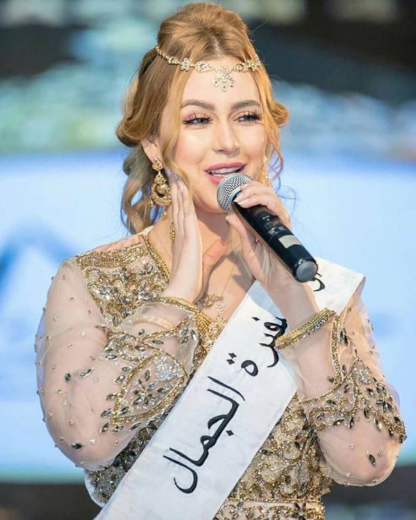 بالصورة- أوّل سفيرة عربية للجمال!