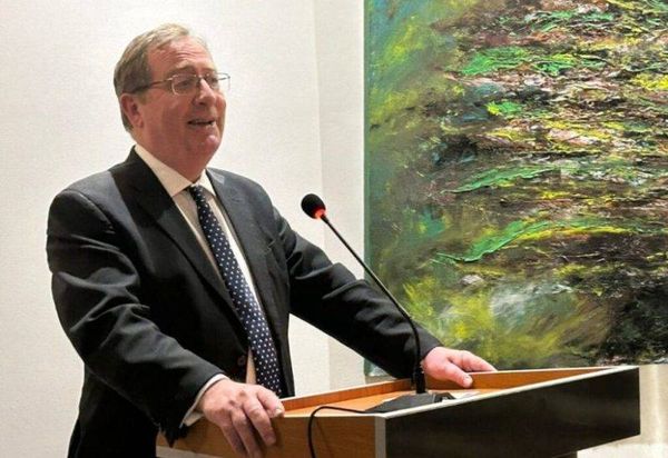 السفير البريطاني: إلغاء عقوبة الإعدام في لبنان قرار تاريخي