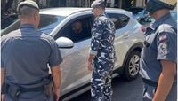 رغم الحواجز الأمنية.. سيارات "الفوميه" تسرح !