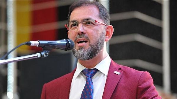 زعيم حزب ألماني من أصول تركية يتلقى تهديدات