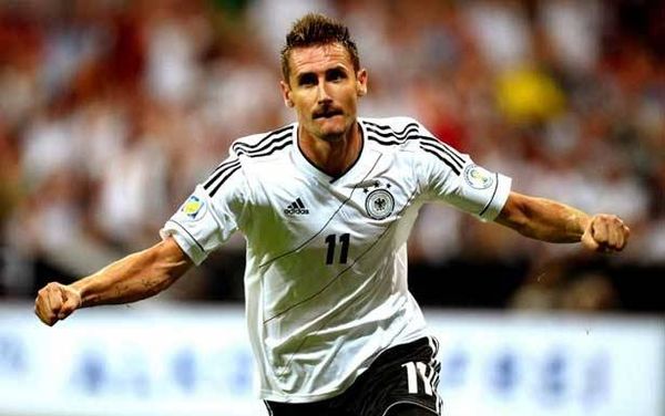 ركلوزه : كنا نخشى من الدعيع
وفي الأخير أحرزنا ثمانية أهداف !!