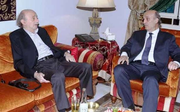 جعجع وجنبلاط غاضبان من عدم دعوتهما لـ«الحلف الرباعي»