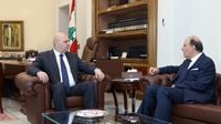 عون يبحث مع حاكم مصرف لبنان الاستقرار النقدي والإصلاحات المصرفية
