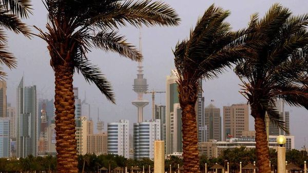 وزير الدفاع الكويتي يحظى بدعم أغلبية البرلمانيين