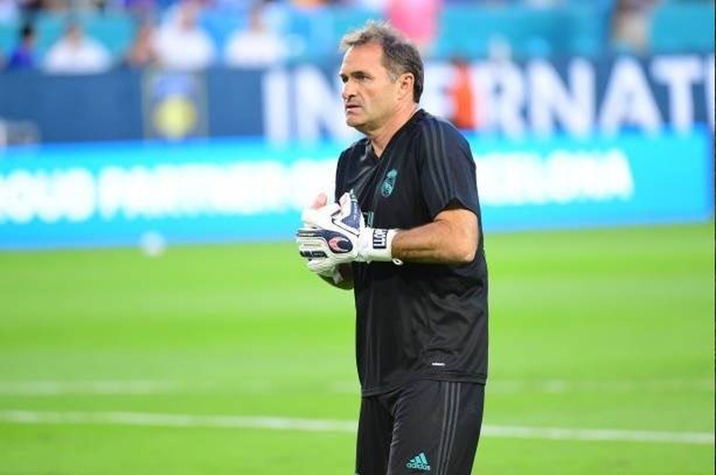 ريال مدريد يودّع مدرب حراس المرمى بعد عقدين من العمل