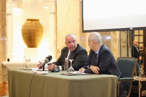 الحاج يعلن خطته لإنقاذ قطاع الاتصالات