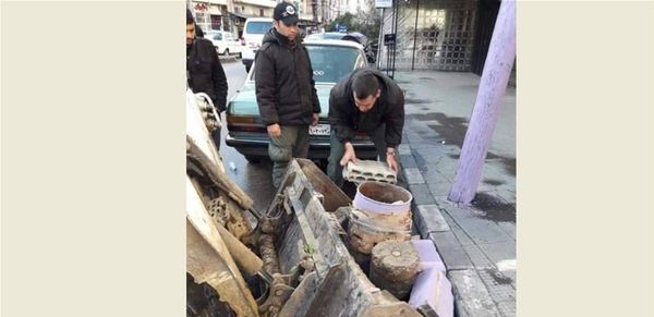 بلدية طرابلس تواصل إزالة التعديات في باب الرمل